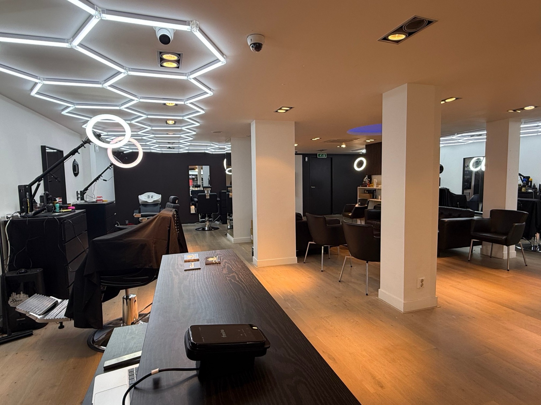 De zaak van Crown Barbers